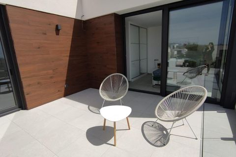 Villa a Finestrat, Alicante, Finestrat - € 3.999/mes | Ref: ALQF019/6084 - foto 17