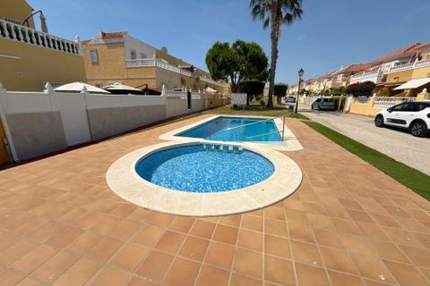Villa i Cabo Roig, Alicante, Cabo Roig - € 349.950 | Ref: R-45268 - foto 20