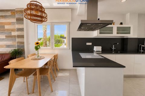 Byhus i Torrevieja, Alicante, Torrevieja - € 429.000 | Ref: FBU21835 - foto 9