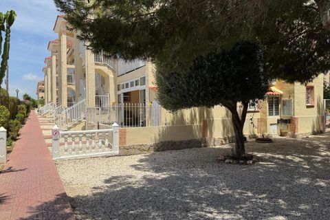 Bungalou a Torrevieja, Alicante, Torrevieja - € 169.900 | Ref: 784049 - foto 3