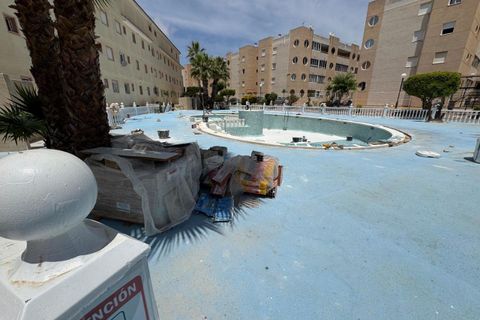 Bungalou a Torrevieja, Alicante, Torrevieja - € 169.900 | Ref: 784049 - foto 33