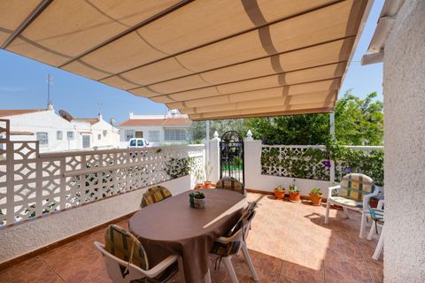 Villa a Torrevieja, Alicante, Torrevieja - € 139.900 | Ref: OH02301/10701 - foto 4