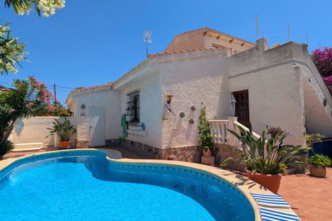 Villa a Ciudad Quesada, Alicante, Ciudad Quesada - € 385.000 | Ref: EAELA210155 - foto 2