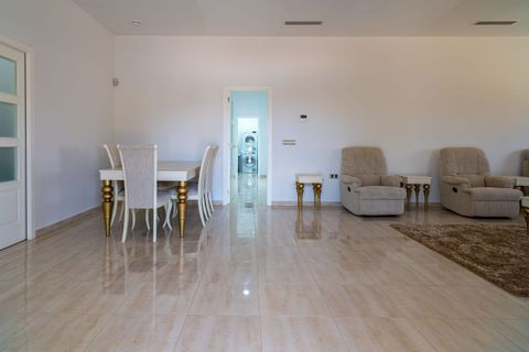 Villa i Pinoso, Alicante, Pinoso - € 595.000 | Ref: FOX-R174 - foto 5