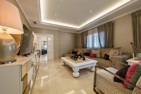 Villa en Marbella, Malaga, Marbella - € 2.250.000 | Ref: BEMV1538 - photo 4