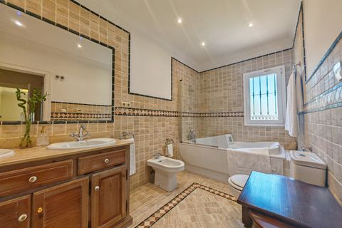 Villa en Marbella, Malaga, Marbella - € 2.250.000 | Ref: BEMV1538 - photo 17
