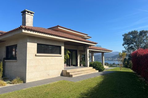 Villa a O Rosal, Pontevedra, O Rosal - € 1.690.000 | Ref: EXP14646/8930 - foto 4
