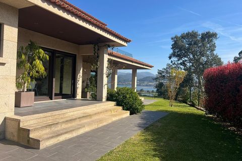 Villa a O Rosal, Pontevedra, O Rosal - € 1.690.000 | Ref: EXP14646/8930 - foto 5