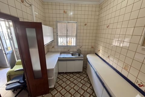 Villa a Dos Hermanas, Sevilla, Dos Hermanas - € 240.000 | Ref: 3566-01251/7688 - foto 5