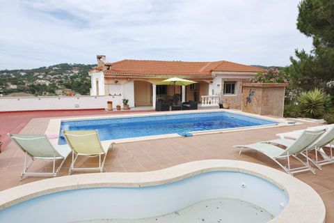 Villa a Lloret De Mar, Gerona, Lloret De Mar - € 430.000 | Ref: C3L744 - foto 4
