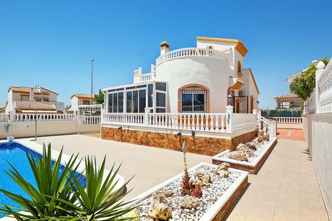 Villa i Pinar De Campoverde, Alicante - foto 1