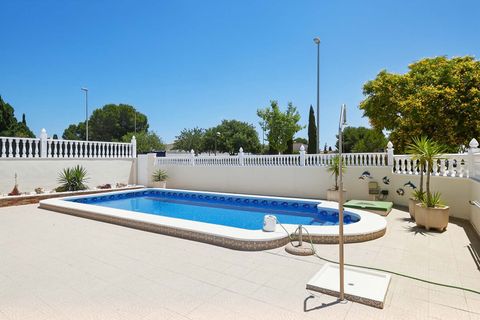 Villa i Pinar De Campoverde, Alicante - foto 2