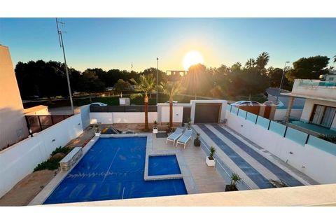 Villa a Rojales, Alicante, Rojales - € 975.000 | Ref: MLSC3083924 - foto 5