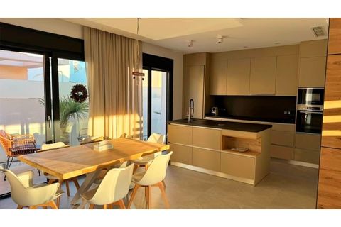 Villa a Rojales, Alicante, Rojales - € 975.000 | Ref: MLSC3083924 - foto 11