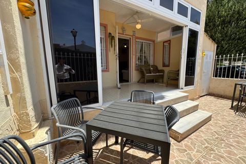 Bungalou a Torrevieja, Alicante, Torrevieja - € 169.900 | Ref: B01970-11574 - foto 8