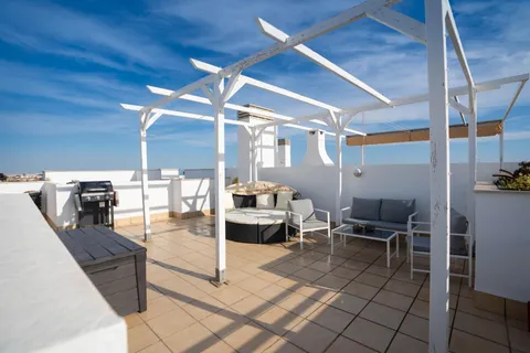 Penthouse in Punta Prima, Alicante, Punta Prima - € 259.900 | Ref: 27-9-519-11-1121/77689 - Foto 12