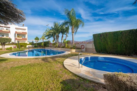 Penthouse in Punta Prima, Alicante, Punta Prima - € 259.900 | Ref: 27-9-519-11-1121/77689 - Foto 32