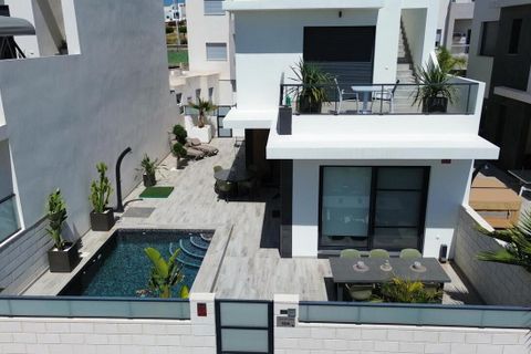 Villa a Benijofar, Alicante, Benijofar - € 469.000 | Ref: MLSC2965150/13477 - foto 2