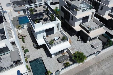 Villa a Benijofar, Alicante, Benijofar - € 469.000 | Ref: MLSC2965150/13477 - foto 47