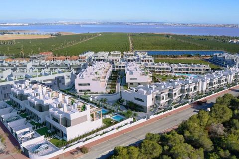 Bungalow i Torrevieja, Alicante, Torrevieja - € 371.000 | Ref: 524225__COMPLEX__466/13477 - foto 2