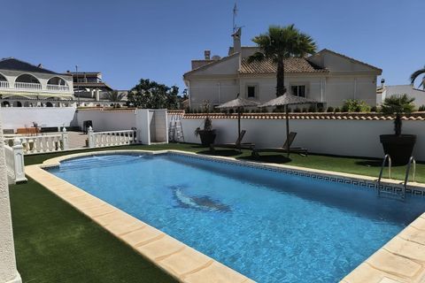 Villa a La Marina, Alicante, La Marina - € 525.000 | Ref: NP: 879 - foto 2