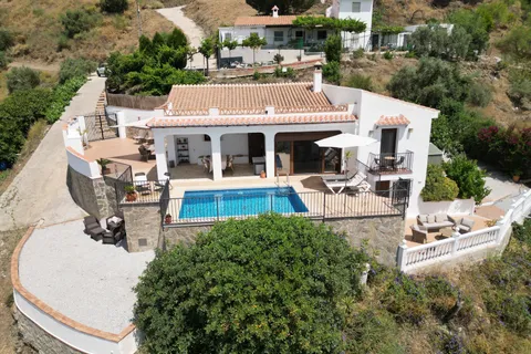 Villa i Torrox, Malaga, Torrox - € 449.000 | Ref: IRE2620 - foto 3
