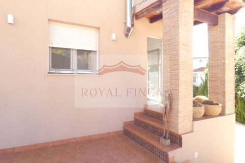 Villa a Denia, Alicante, Denia - € 460.000 | Ref: AN968 - foto 2