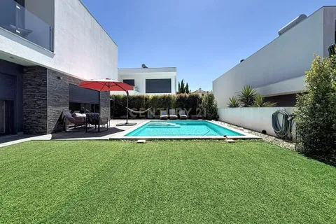 Villa i Almada, Setubal, Almada - € 990.000 | Ref: C0191-01616 - foto 2