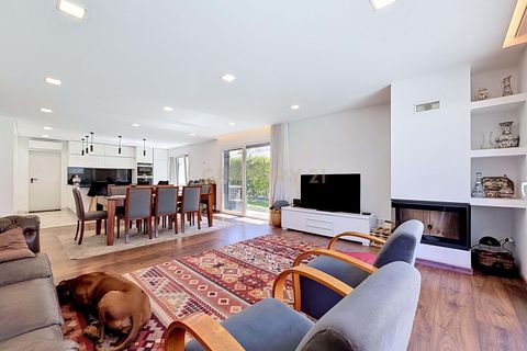 Villa i Almada, Setubal, Almada - € 990.000 | Ref: C0191-01616 - foto 13