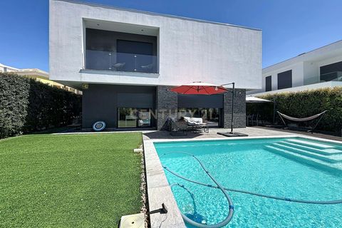 Villa i Almada, Setubal, Almada - € 990.000 | Ref: C0191-01616 - foto 43