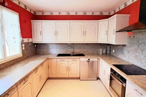 Villa a Saujon, Charente-Maritime, Saujon - € 278.000 | Ref: MR4454 - foto 4