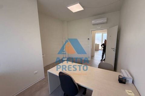 L'establiment comercial a Capraia e Limite, Florence, Capraia e Limite - € 500/mes | Ref: CC3621 - foto 6