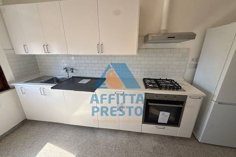 Apartament a Empoli, Florence, Empoli - € 300/mes | Ref: AA3880 - foto 2