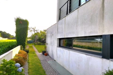 Villa i Aveiro, Aveiro, Aveiro - € 465.000 | Ref: AV26/070 - foto 2