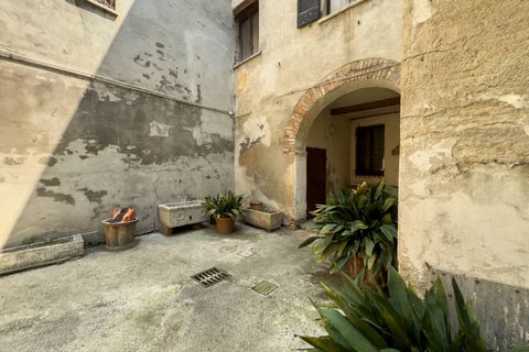 Villa a Mantua, Mantua, Mantua - € 270.000 | Ref: 6424 - foto 6