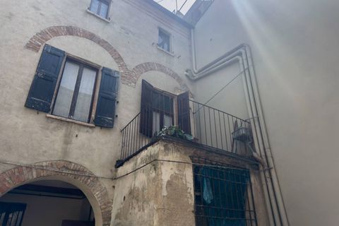 Villa a Mantua, Mantua, Mantua - € 270.000 | Ref: 6424 - foto 7