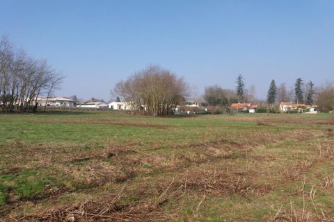 Helårsgrund i Abzac, Gironde, Abzac - € 49.000 | Ref: KF-ABZAC - foto 1
