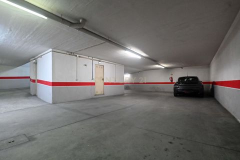 Lejlighed i Amadora, Lisbon, Amadora - € 400.000 | Ref: C0283-01219 - foto 21