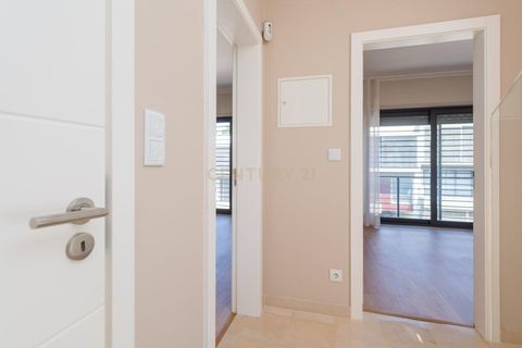 Villa i Oeiras, Lisbon, Oeiras - € 997.000 | Ref: C0417-00468 - foto 20