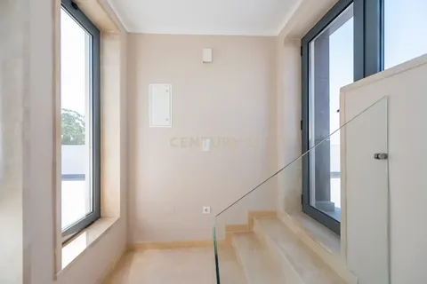 Villa i Oeiras, Lisbon, Oeiras - € 997.000 | Ref: C0417-00468 - foto 40