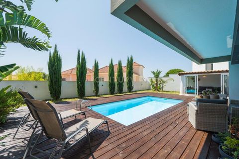Villa i Oeiras, Lisbon, Oeiras - € 997.000 | Ref: C0417-00468 - foto 47