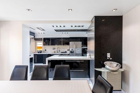 Lejlighed i Odivelas, Lisbon, Odivelas - € 695.000 | Ref: C0183-01390 - foto 16