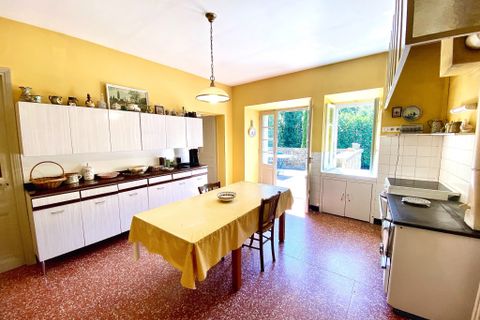 Villa a Aubenas, Ardeche, Aubenas - € 445.000 | Ref: 35932 - foto 10