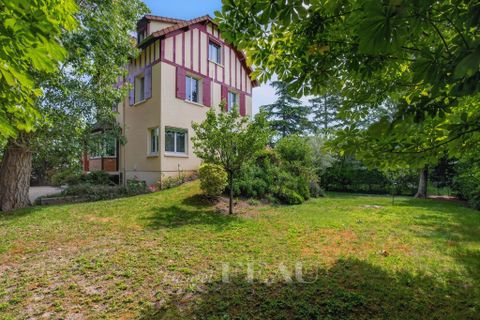Villa i Rueil-Malmaison, Hauts-de-Seine, Rueil-Malmaison - € 2.295.000 | Ref: 87069320 - foto 1