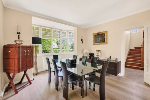 Villa i Rueil-Malmaison, Hauts-de-Seine, Rueil-Malmaison - € 2.295.000 | Ref: 87069320 - foto 6