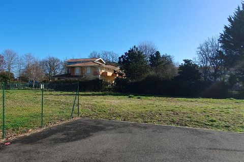 Helårsgrund i Dax, Landes, Dax - € 97.000 | Ref: LL-2912 - foto 1
