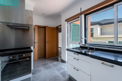 Villa a Barcarena, Lisbon, Barcarena - € 1.150.000 | Ref: CAS_2741 - foto 10