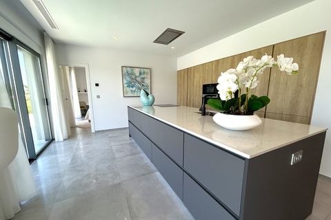 Villa i Javea, Alicante, Javea - € 1.250.000 | Ref: SLV8-1112U - foto 23