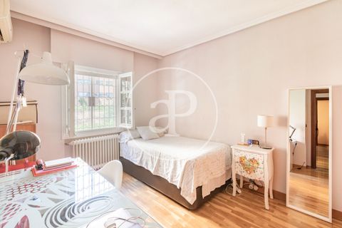 Villa i Madrid, Madrid, Madrid - € 1.300.000 | Ref: VMN2606011 - foto 38