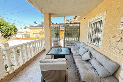 Villa a Ciudad Quesada, Alicante, Ciudad Quesada - € 540.000 | Ref: DOLP-78456 - foto 4